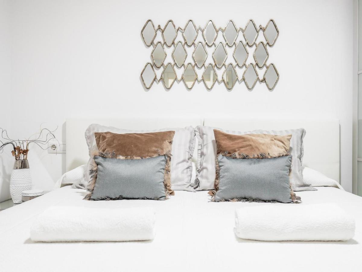 Bonito Apt En Cadiz Centro Renovado Luaran gambar